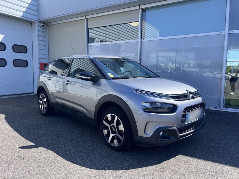 Photo 1 de l'offre de CITROEN C4 Cactus BlueHDi 120 S&S EAT6 Shine Business à 13490€ chez Carlyss automobiles Vitré