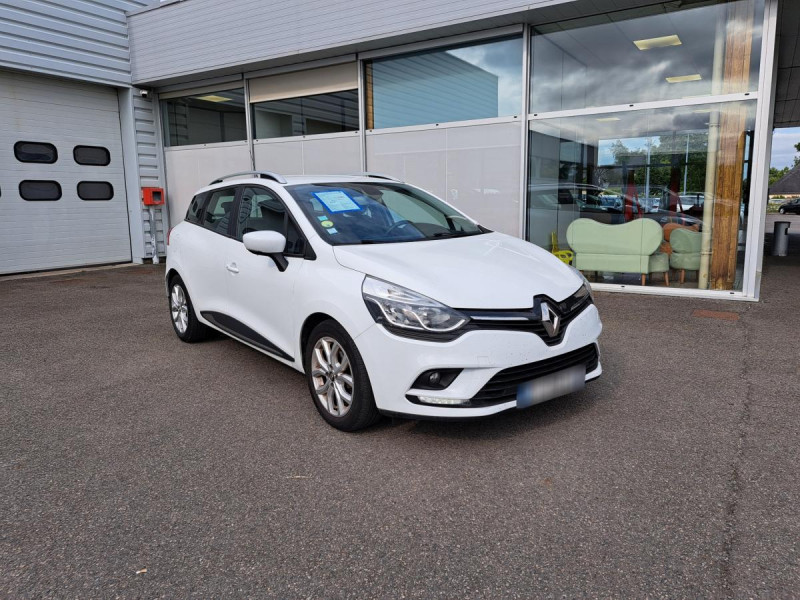 Photo 1 de l'offre de Renault Clio Estate (4) Intens dCi 90 EDC - 18 à 11490€ chez Carlyss automobiles Vitré