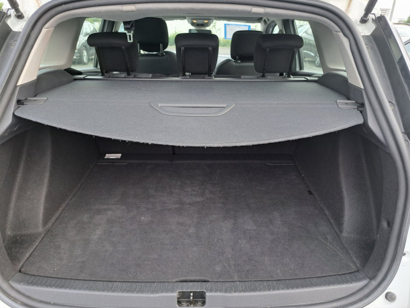 Photo 22 de l'offre de Renault Clio Estate (4) Intens dCi 90 EDC - 18 à 11490€ chez Carlyss automobiles Vitré