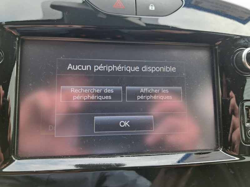Photo 14 de l'offre de Renault Clio Estate (4) Intens dCi 90 EDC - 18 à 11490€ chez Carlyss automobiles Vitré