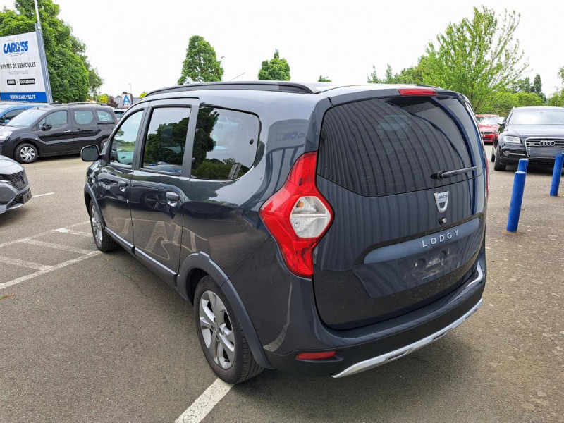 Photo 3 de l'offre de Dacia Lodgy 7 Places Nouveau Stepway dCi 110 E6 à 13490€ chez Carlyss automobiles Vitré