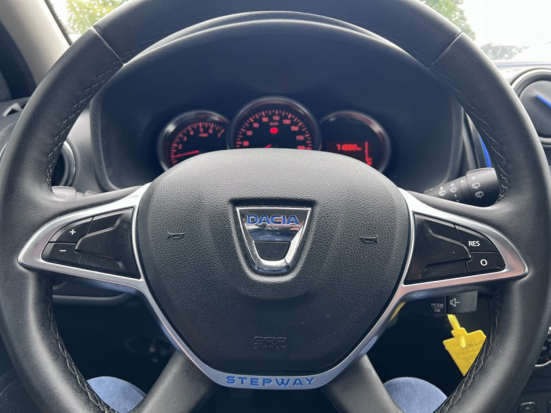 Photo 9 de l'offre de Dacia Sandero (2) 15 Ans Blue dCi 95 -20 à 12490€ chez Carlyss automobiles Vitré