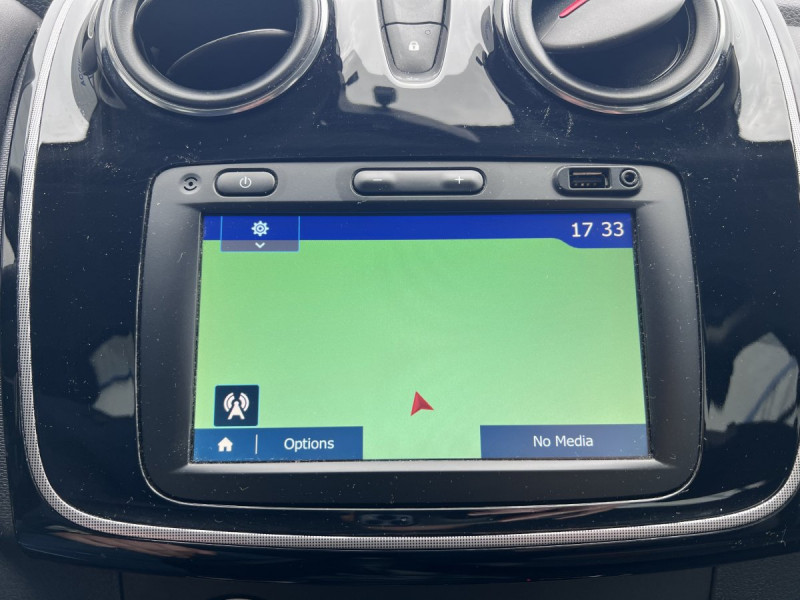 Photo 11 de l'offre de Dacia Logan MCV (2) Techroad TCe 90 à 10990€ chez Carlyss automobiles Vitré