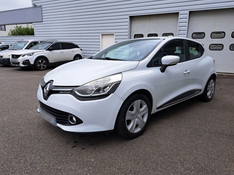 Photo 5 de l'offre de RENAULT Clio (4) Zen Energy dCi 90 eco² 82g à 11490€ chez Carlyss automobiles Vitré