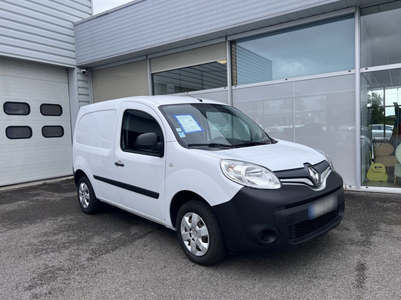 Photo 1 de l'offre de Renault Kangoo Express (2) 8325 euros HT Gd Confort Energy dCi 90 à 9990€ chez Carlyss automobiles Vitré