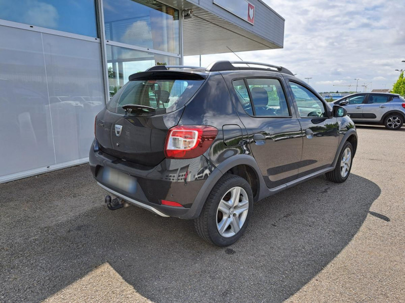 Photo 3 de l'offre de Dacia Sandero (2) Stepway Prestige dCi 90 à 7990€ chez Carlyss automobiles Vitré