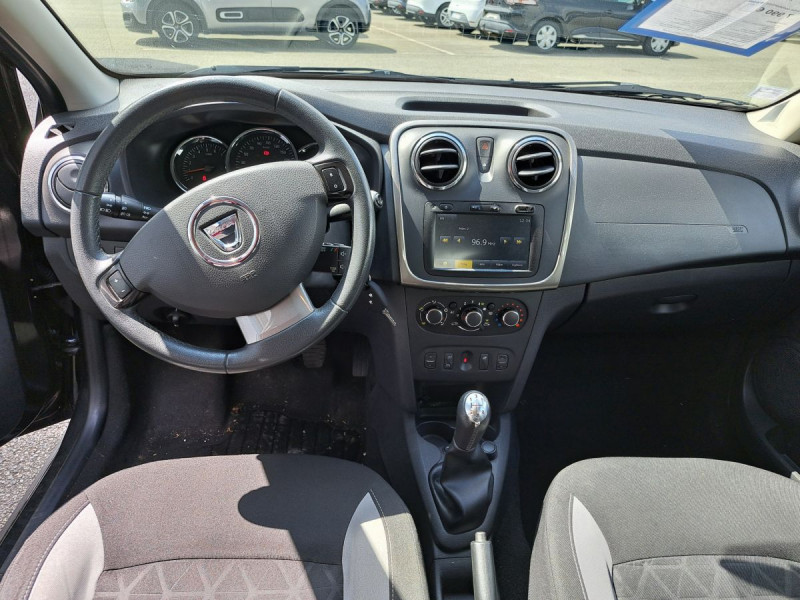 Photo 8 de l'offre de Dacia Sandero (2) Stepway Prestige dCi 90 à 7990€ chez Carlyss automobiles Vitré