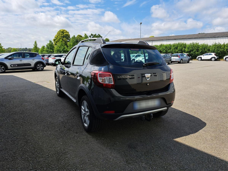Photo 4 de l'offre de Dacia Sandero (2) Stepway Prestige dCi 90 à 7990€ chez Carlyss automobiles Vitré
