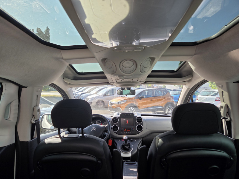 Photo 8 de l'offre de Citroën Berlingo Multispace (2) BlueHDi 120 S&S BVM6 Shine à 13990€ chez Carlyss automobiles Vitré