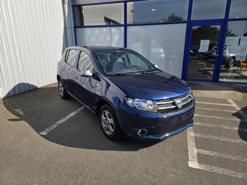 Photo 1 de l'offre de Dacia Sandero (2) Sandero 1.2 16V 75 E6 à 6790€ chez Carlyss automobiles Vitré