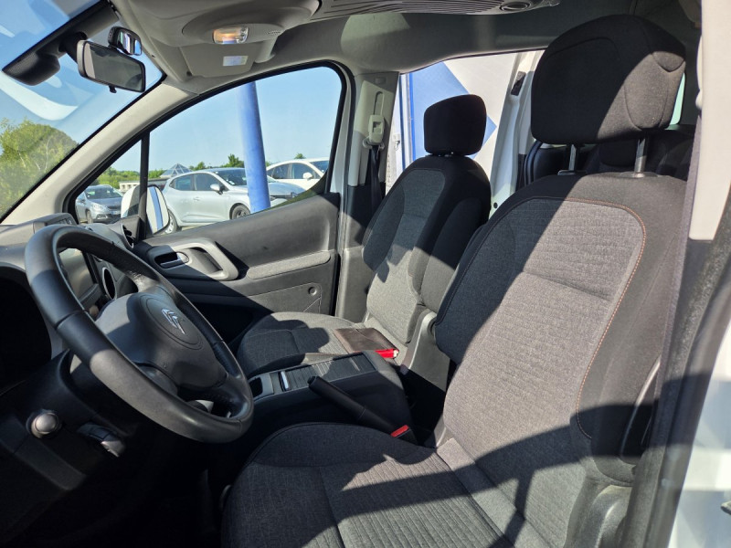 Photo 6 de l'offre de Citroën Berlingo Multispace (2) BlueHDi 120 S&S BVM6 Shine à 13990€ chez Carlyss automobiles Vitré
