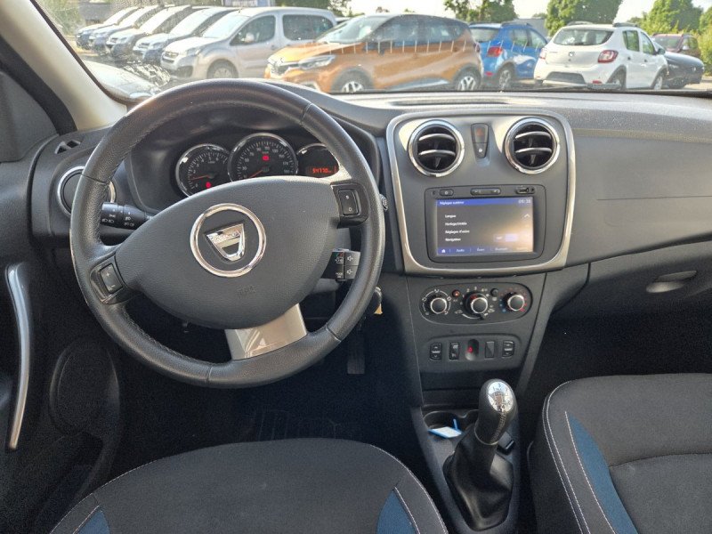 Photo 5 de l'offre de Dacia Sandero (2) Sandero 1.2 16V 75 E6 à 6790€ chez Carlyss automobiles Vitré