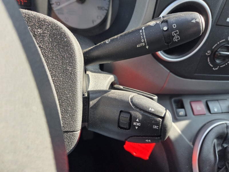 Photo 16 de l'offre de Citroën Berlingo Multispace (2) BlueHDi 120 S&S BVM6 Shine à 13990€ chez Carlyss automobiles Vitré