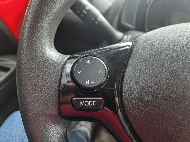Photo 18 de l'offre de Citroën C1 (2) VTi 72 S&S BVM Feel à 9490€ chez Carlyss automobiles Vitré