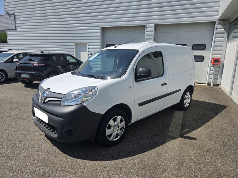 Photo 2 de l'offre de Renault Kangoo Express (2) 10408 euros HT Gd Confort Energy dCi 110 EDC à 12490€ chez Carlyss automobiles Vitré
