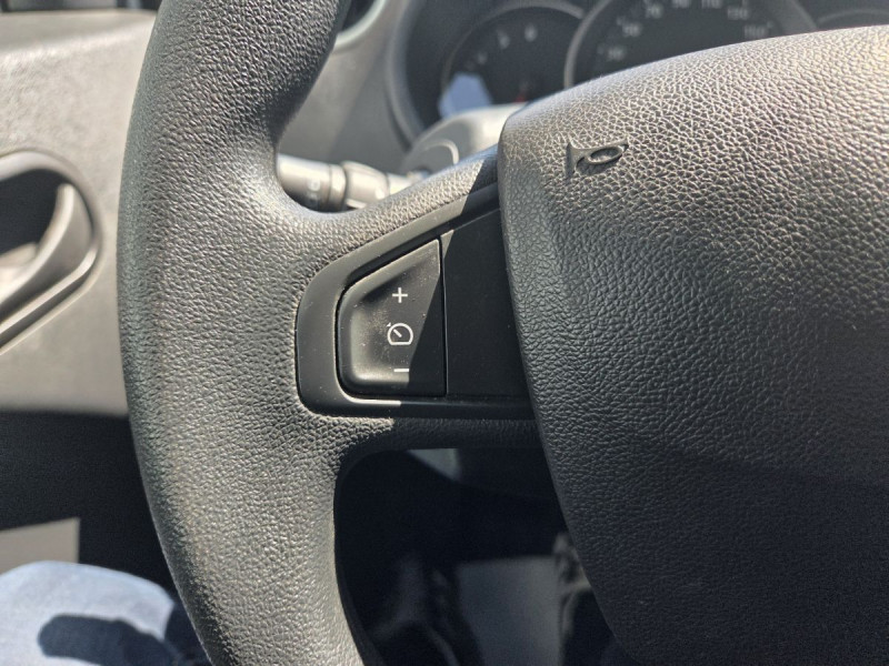 Photo 12 de l'offre de Renault Kangoo Express (2) 10408 euros HT Gd Confort Energy dCi 110 EDC à 12490€ chez Carlyss automobiles Vitré