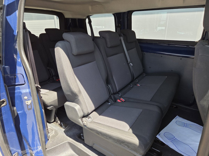 Photo 10 de l'offre de PEUGEOT Traveller 1.6 BLUEHDI 115 S&S STANDARD ACTIVE à 22990€ chez Carlyss automobiles Vitré