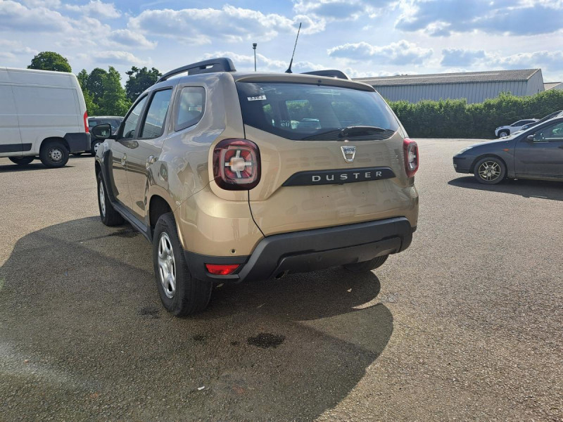 Photo 5 de l'offre de DACIA Duster (2) Confort TCe 100 4x2 2019 à 13990€ chez Carlyss automobiles Vitré