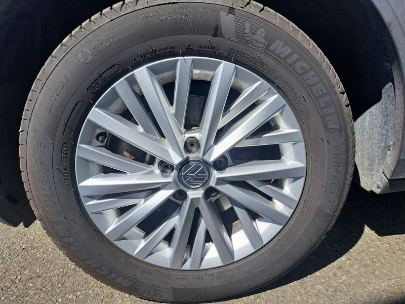 Photo 6 de l'offre de VOLKSWAGEN T-Roc 1.5 TSI 150 EVO FIRST EDITION à 20490€ chez Carlyss automobiles Vitré