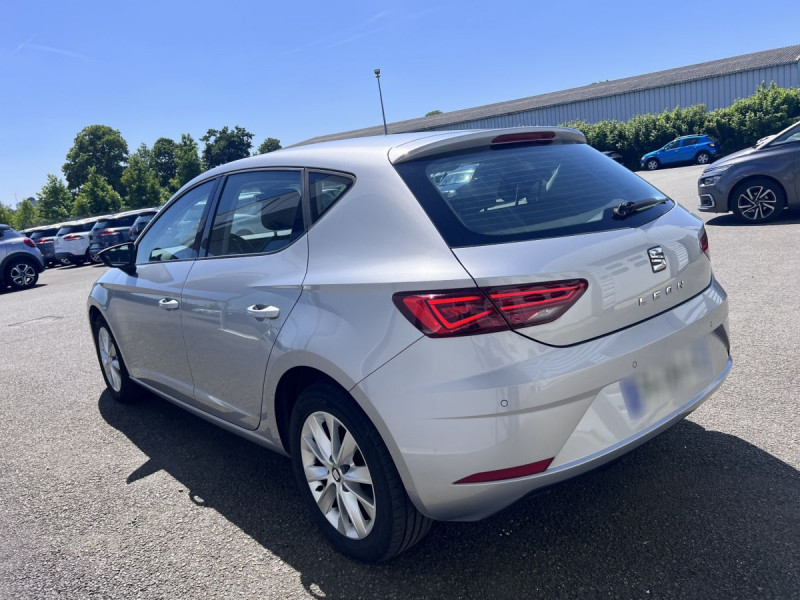 Photo 3 de l'offre de Seat Leon (3) 1.6 TDi 115 S&S Style à 13490€ chez Carlyss automobiles Vitré