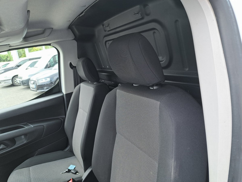 Photo 8 de l'offre de CITROEN Berlingo (3) 8325 euros HT M 650kg BlueHDi 75 S&S BVM Club à 9990€ chez Carlyss automobiles Vitré