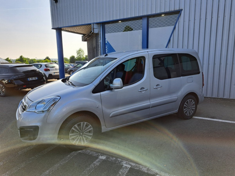 Photo 2 de l'offre de Peugeot Partner Tepee (2) 1.6 BlueHDi 100 S&S EGT6 Active à 15490€ chez Carlyss automobiles Vitré