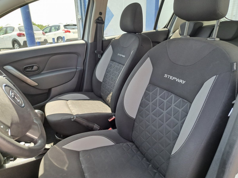 Photo 6 de l'offre de Dacia Sandero (2) Stepway Prestige TCe 90 à 8990€ chez Carlyss automobiles Vitré