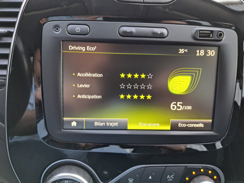 Photo 16 de l'offre de RENAULT Captur Intens TCe 90 à 12790€ chez Carlyss automobiles Vitré