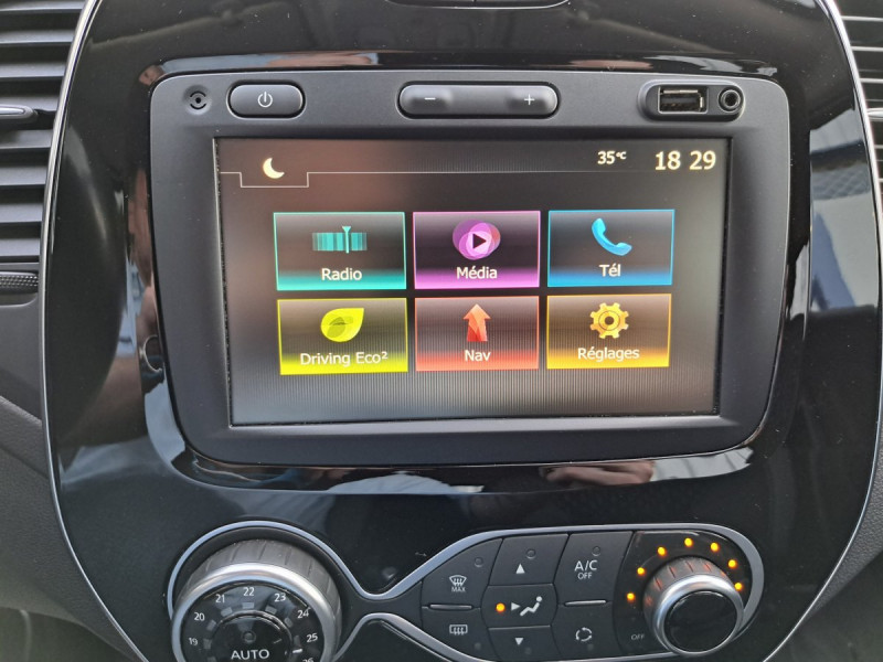 Photo 10 de l'offre de RENAULT Captur Intens TCe 90 à 12790€ chez Carlyss automobiles Vitré