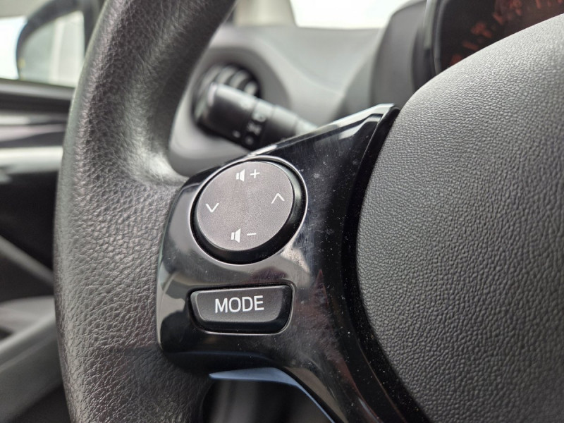 Photo 17 de l'offre de Citroën C1 (2) VTi 72 S&S BVM Feel à 9490€ chez Carlyss automobiles Vitré