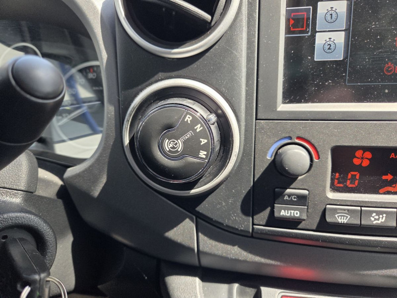 Photo 19 de l'offre de Citroën Berlingo Multispace (2) BlueHDi 100 S&S ETG6 Shine à 15490€ chez Carlyss automobiles Vitré