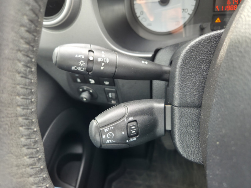 Photo 20 de l'offre de Citroën Berlingo Multispace (2) BlueHDi 120 S&S BVM6 Shine à 13990€ chez Carlyss automobiles Vitré