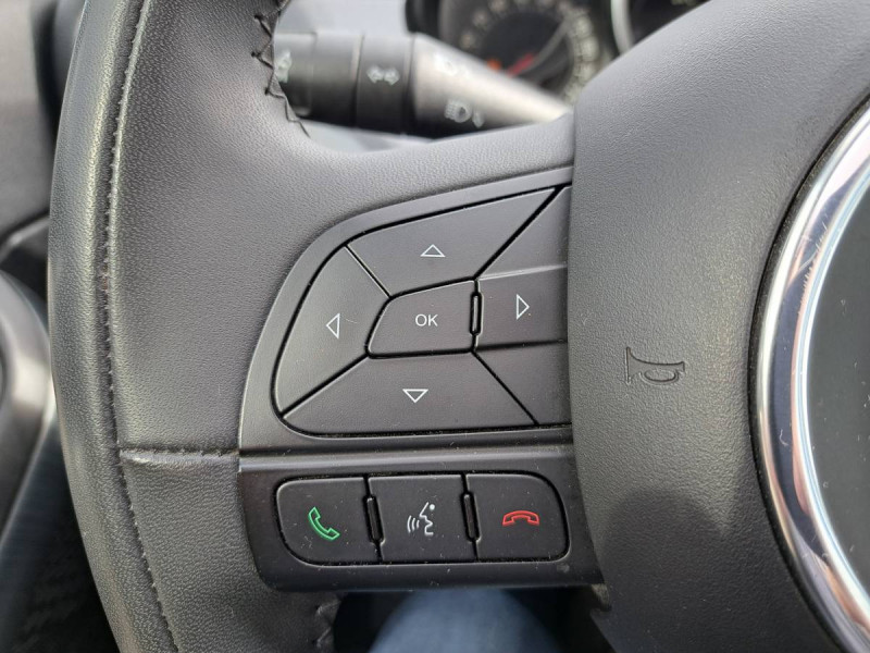 Photo 21 de l'offre de FIAT 500X 1.4 MultiAir 140ch Lounge 4x2 à 12490€ chez Carlyss automobiles Vitré