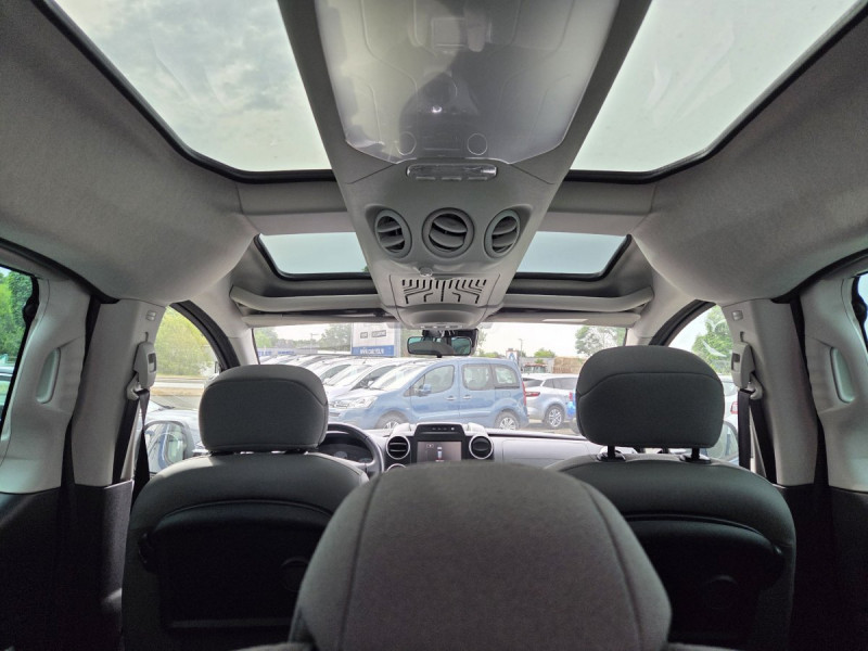 Photo 6 de l'offre de Citroën Berlingo Multispace (2) BlueHDi 120 S&S BVM6 Shine à 13990€ chez Carlyss automobiles Vitré
