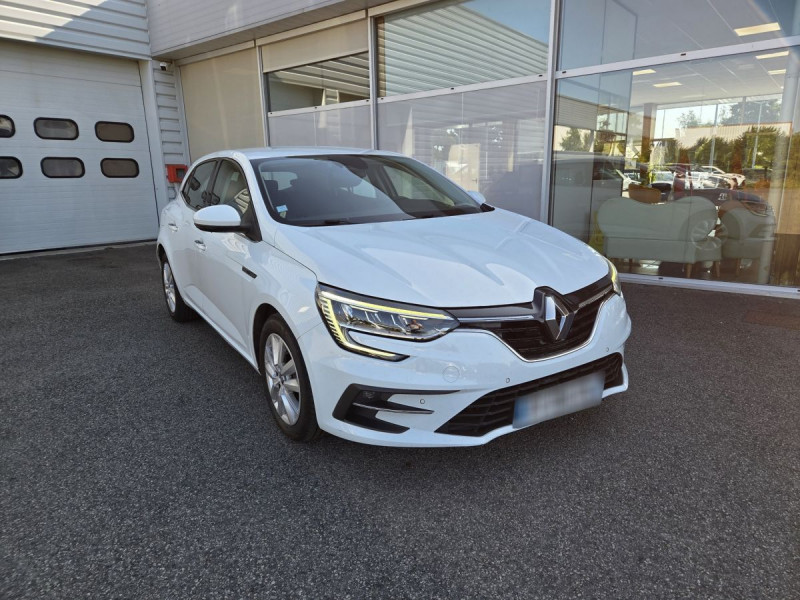 Photo 1 de l'offre de Renault Mégane Berline (4) Business Blue dCi 115 à 12490€ chez Carlyss automobiles Vitré