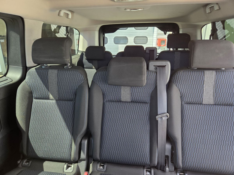 Photo 11 de l'offre de PEUGEOT Traveller BlueHDi 180 S&S EAT8 LONG ALLURE à 27990€ chez Carlyss automobiles Vitré