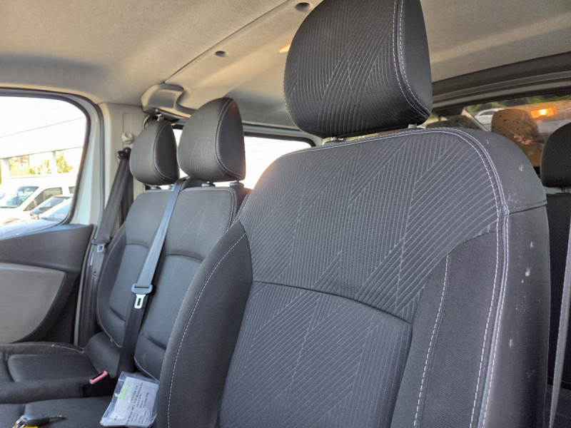Photo 7 de l'offre de Renault Trafic (3) CA GCF L1H1 1000 dCi 120 E6 à 21990€ chez Carlyss automobiles Vitré