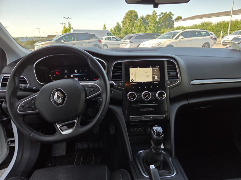 Photo 6 de l'offre de Renault Mégane Berline (4) Business Blue dCi 115 à 12490€ chez Carlyss automobiles Vitré