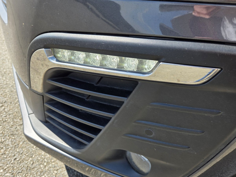 Photo 7 de l'offre de PEUGEOT Traveller BlueHDi 180 S&S EAT8 LONG ALLURE à 27990€ chez Carlyss automobiles Vitré