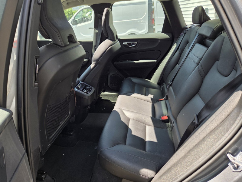 Photo 15 de l'offre de Volvo XC60 (2) B5 AWD 235 Geartro 8 Inscrip Luxe à 34490€ chez Carlyss automobiles Vitré