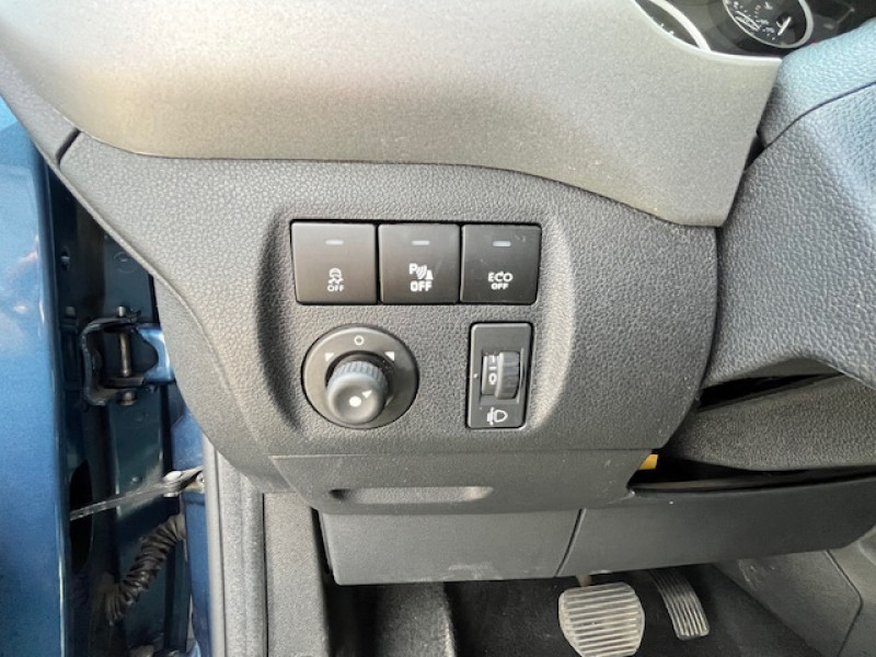 Photo 14 de l'offre de Citroën Berlingo Multispace (2) BlueHDi 100 S&S ETG6 Shine à 14990€ chez Carlyss automobiles Vitré