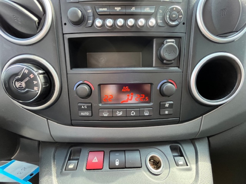 Photo 10 de l'offre de Citroën Berlingo Multispace (2) BlueHDi 100 S&S ETG6 Shine à 14990€ chez Carlyss automobiles Vitré