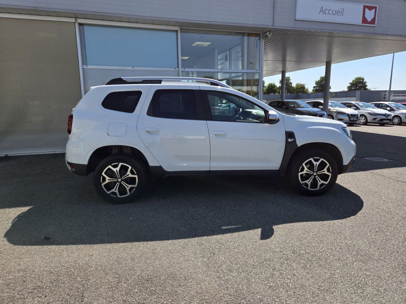 Photo 2 de l'offre de DACIA Duster (2) Prestige TCe 130 FAP 4x2 à 13490€ chez Carlyss automobiles Vitré