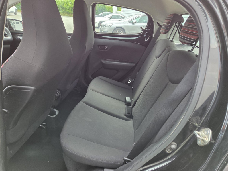 Photo 8 de l'offre de Citroën C1 (2) VTi 72 S&S BVM Feel à 9490€ chez Carlyss automobiles Vitré