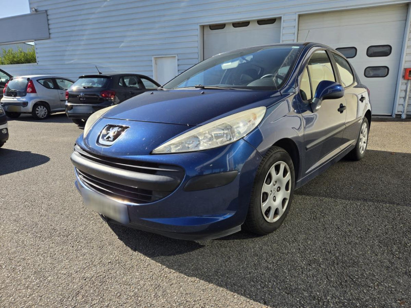 Photo 5 de l'offre de PEUGEOT 207 TRENDY 1.4 HDI 70 BLUE LION à 4790€ chez Carlyss automobiles Vitré