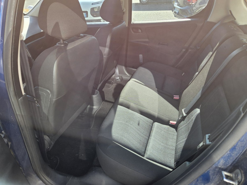 Photo 8 de l'offre de PEUGEOT 207 TRENDY 1.4 HDI 70 BLUE LION à 4790€ chez Carlyss automobiles Vitré