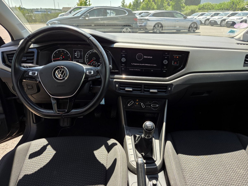 Photo 6 de l'offre de Volkswagen Polo (6) 1.0 80 Lounge Business à 14990€ chez Carlyss automobiles Vitré