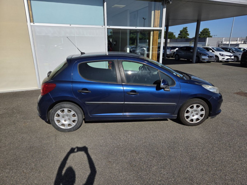 Photo 2 de l'offre de PEUGEOT 207 TRENDY 1.4 HDI 70 BLUE LION à 4790€ chez Carlyss automobiles Vitré
