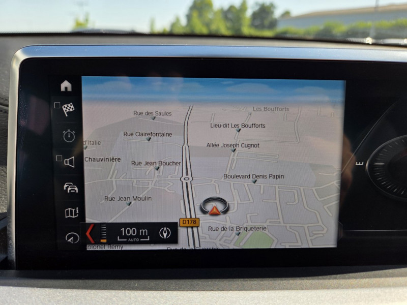 Photo 11 de l'offre de BMW X2 sDrive16d Lounge DKG7 à 23490€ chez Carlyss automobiles Vitré