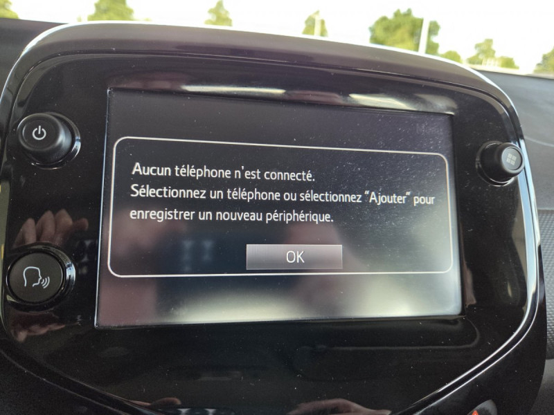 Photo 16 de l'offre de Citroën C1 (2) VTi 72 S&S BVM Feel à 9490€ chez Carlyss automobiles Vitré